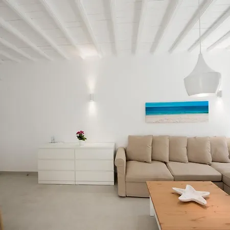 Nireas Mykonos Downtown Apartment *